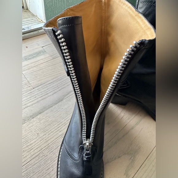 Cole Haan Black Leather Zippered Boots - SZ 10B - Picture 5 of 8